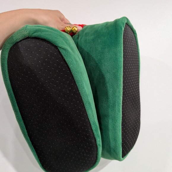 Ardene Holiday Elf Slippers with Bells Green Red Size 7/8 - Picture 3 of 5